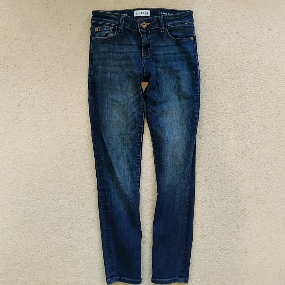 Designer Skinny Jeans with instasculpt technology